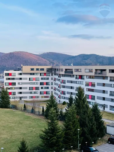 Na prenájom 2-izbový byt, 60 m², Banská Bystrica, Komenského