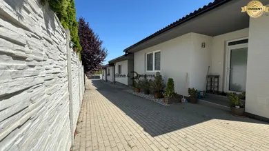 Domy na sprzedaż, 3-pokojowe, Malý Lapáš · €185 000