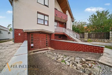 Na predaj 5-izbový dom, 256 m², Sereď, Váhovce