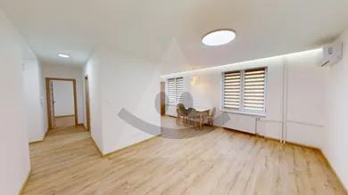 Na predaj 2-izbový byt, 54 m², Komárno, Mederčská