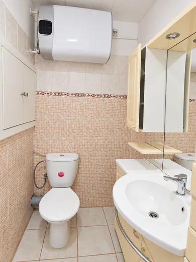 Na prenájom 2-izbový byt, 57 m², Komárno