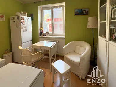 Na prenájom 1-izbový byt, 29 m², Bratislava-Ružinov, Doležalova