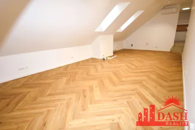 Komerčné priestory na prenájom, Trenčín · €650