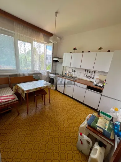 Na predaj dom v Ivanka pri Dunaji · €520 000 · Pôvodný stav