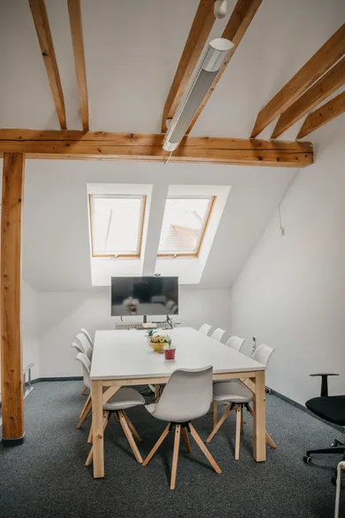 Na prenájom komerčné, 61 m², Košice-Staré Mesto, Hradbová