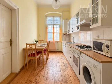 Na predaj 3-izbový byt, 85 m², Bratislava-Staré Mesto, 29. augusta