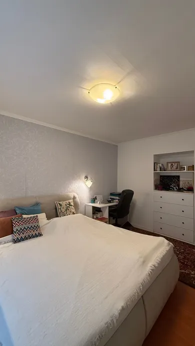 Na prenájom 3-izbový byt, 87 m², Bratislava-Ružinov, Niťová