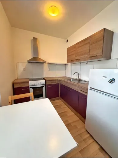 Na predaj 1-izbový byt, 27 m², Bratislava-Petržalka, Andrusovova