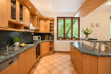 Na predaj byt v Bratislava-Staré Mesto · €315 000 · Čiastočná rekonštrukcia