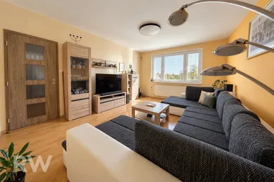 Na predaj 3-izbový byt, 71 m², Bratislava-Petržalka, Osuského