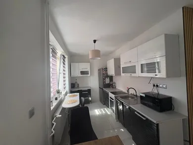 Na predaj 2-izbový byt, 62 m², Lieskovec, Bakova Jama