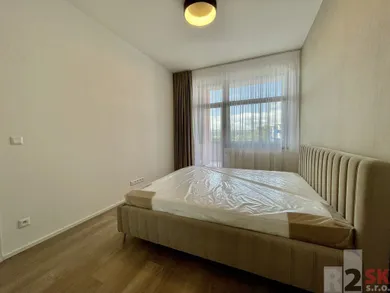 Na predaj 2-izbový byt, 61 m², Žilina, Komenského