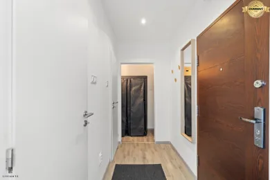 Na predaj 1-izbový byt, 38 m², Bratislava-Dúbravka, Hanulova