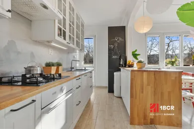 Квартиры в аренду, 1-комнатные, Bratislava-Nové Mesto · €600