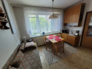 Na predaj 1-izbový byt, 40 m², Banská Bystrica, Trieda Hradca Králové