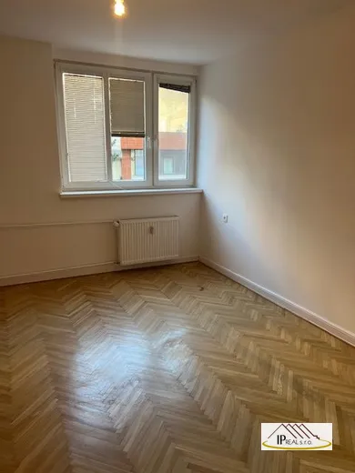 Na predaj 3-izbový byt, 72 m², Bratislava-Staré Mesto, Medená