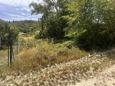 Na predaj pozemok, Bratislava-Rača, Albánska