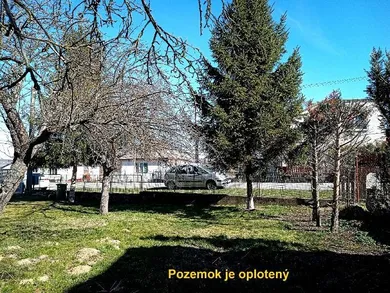 Na predaj pozemok, Kašov
