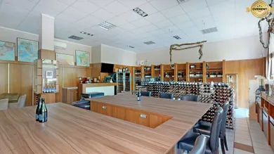 Na predaj komerčné, 107 m², Bratislava-Podunajské Biskupice