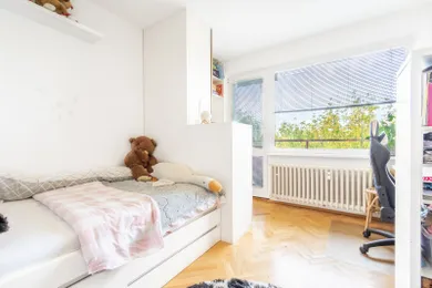 Na predaj 3-izbový byt, 64 m², Prievidza, Dlhá