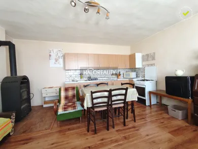 Na predaj dom, 220 m², Diviaky nad Nitricou