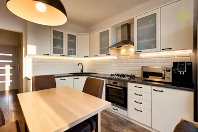 Byty na predaj 3-izbový, Banská Štiavnica · €129 900