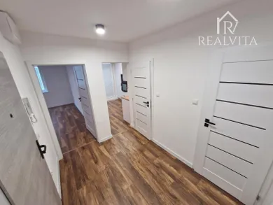 Na predaj 2-izbový byt, 55 m², Prievidza, -