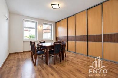 Na predaj 5-izbový dom, 171 m², Bratislava-Ružinov, Liptovská