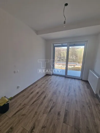 Na predaj rekreačný dom, 100 m², Považská Bystrica