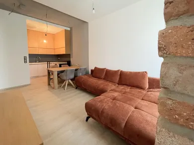 Na predaj 2-izbový byt, 55 m², Bratislava-Staré Mesto, Chalupkova