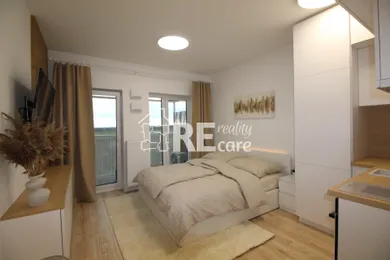 Na predaj 1-izbový byt, 26 m², Bratislava-Petržalka, Labutia