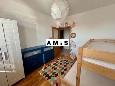 Na predaj 3-izbový byt, 70 m², Piešťany, Pod Párovcami