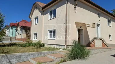 Domy na predaj 5-izbový, Košice-Poľov · €385 000