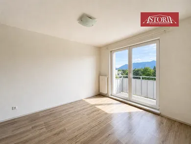 Na prenájom 2-izbový byt, 43 m², Martin, Zvolenská