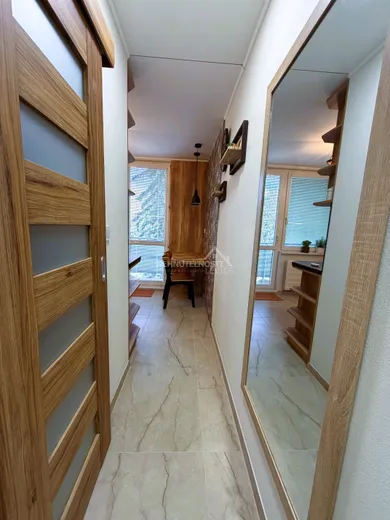 Na predaj 2-izbový byt, 61 m², Levice, Tekovská ul.