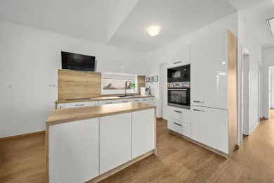 Na predaj dom, 110 m², Miloslavov, Levanduľová ulica