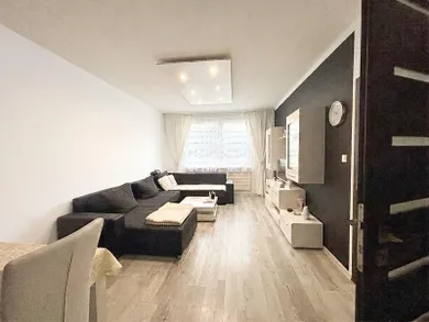 Na predaj 2-izbový byt, 49 m², Holíč, SNP