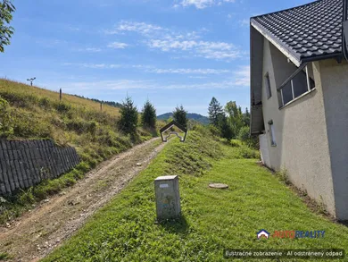 Na predaj 11-izbový dom, 287 m², Liptovská Osada