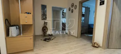 Na predaj 4-izbový byt, 86 m², Banská Bystrica