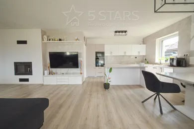 Na predaj 4-izbový dom, 158 m², Neporadza