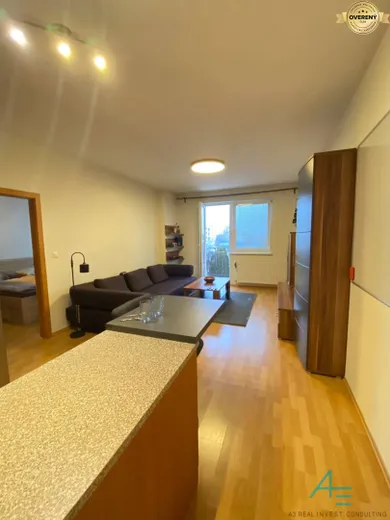 Na predaj 2-izbový byt, 63 m², Stupava, Dlhá