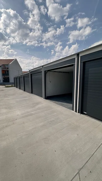 Na predaj objekt, 18 m², Holíč, Márie Terézie