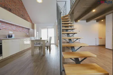 Na prenájom 1-izbový byt, 52 m², Bánovce nad Bebravou, Sládkovičova