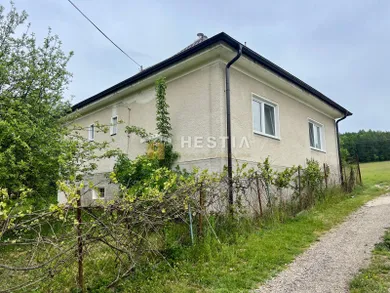 Na predaj 2-izbový dom, 99 m², Myjava
