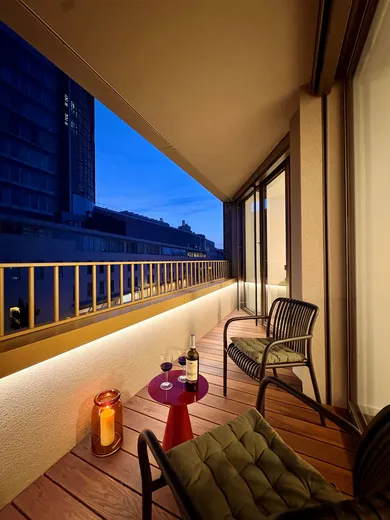 Na prenájom 2-izbový byt, 60 m², Bratislava-Staré Mesto, Školská
