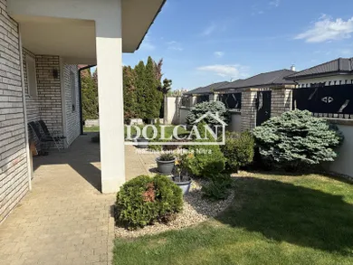Domy na predaj 4-izbový, Nitra · €439 000