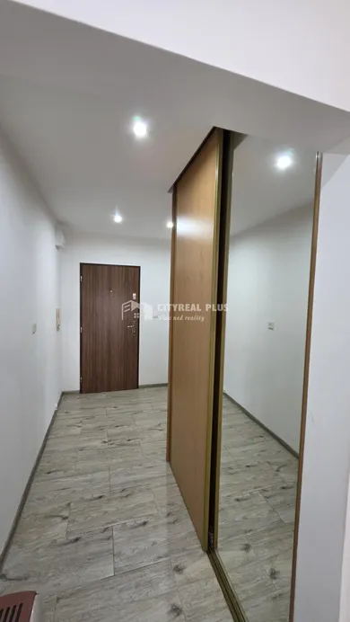 Na predaj 2-izbový byt, 68 m², Nové Zámky, Nábrežná