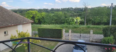 Na predaj dom, 300 m², Patince, Hlavná