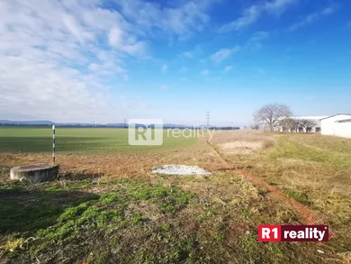 Pozemky na predaj, Piešťany · €489 912