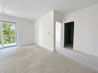 Na predaj 2-izbový byt, 57 m², Komárno